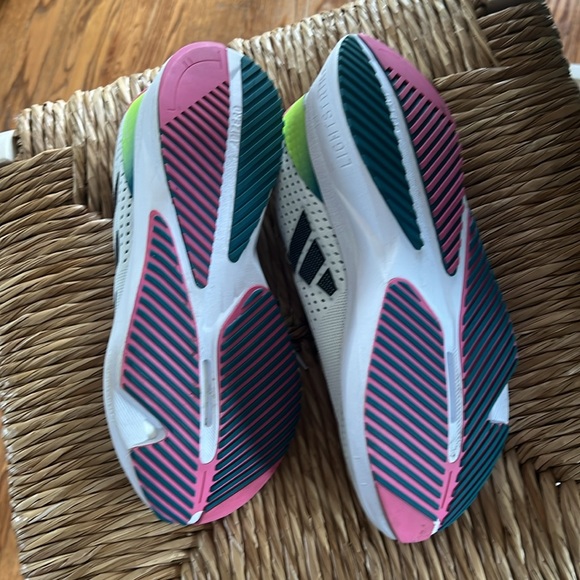 Adidas Light-strike Pro - Picture 2 of 2